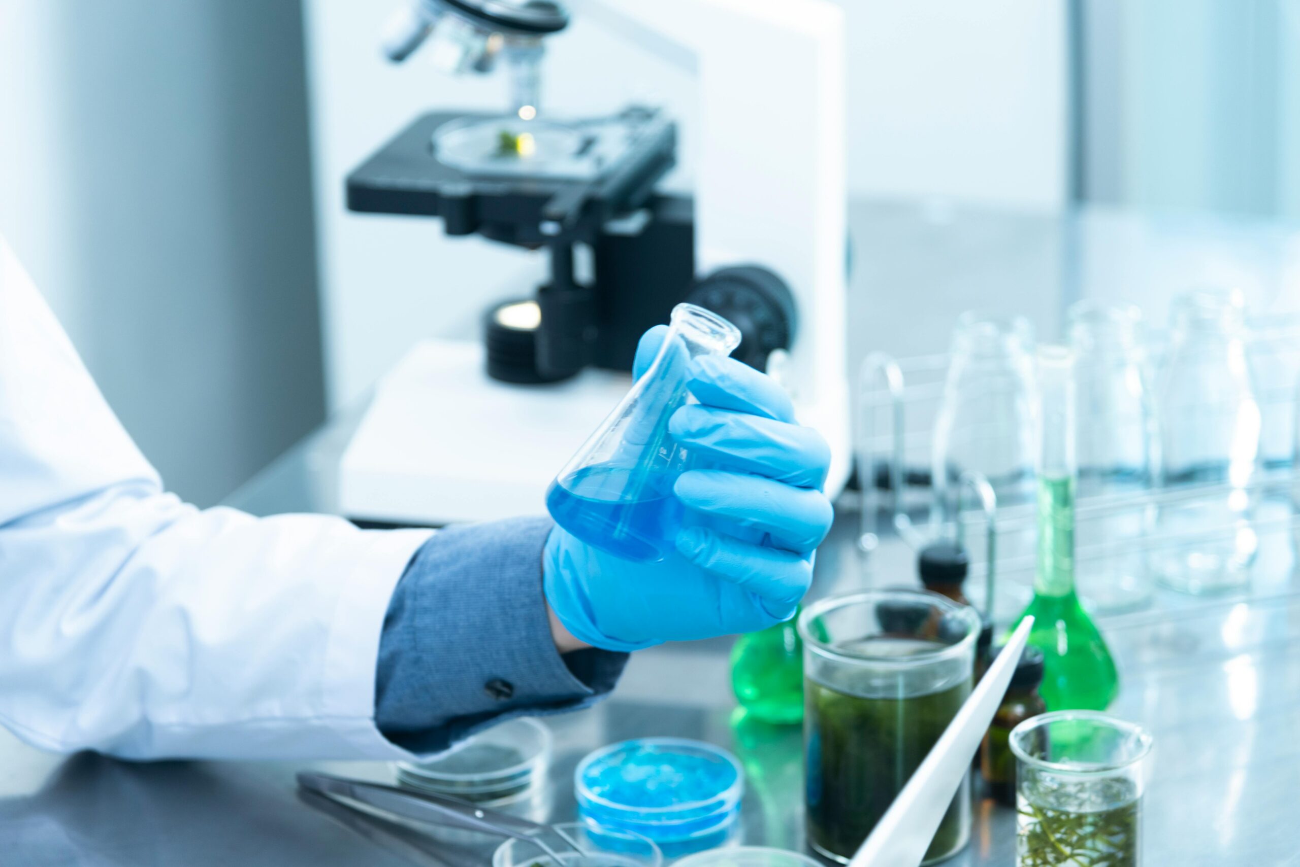 Microbiologie, virologie et PCR